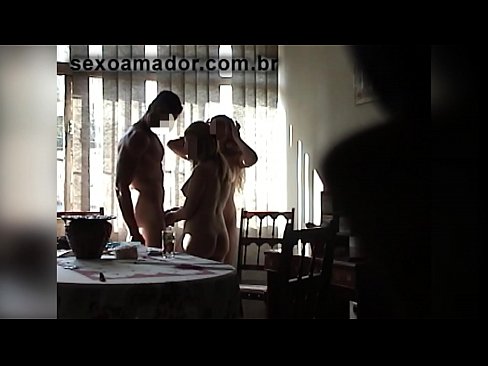 ❤️ Seksikaverit kutsuvat jättimiehen ja kolmen kimppakivaa hänen kanssaan ❤️ Pornovideo at fi.mailkassa.ru