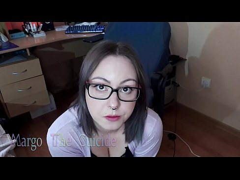 ❤️ Seksikäs tyttö lasit päässä imee dildoa syvälle kameraan ❤️ Pornovideo at fi.mailkassa.ru
